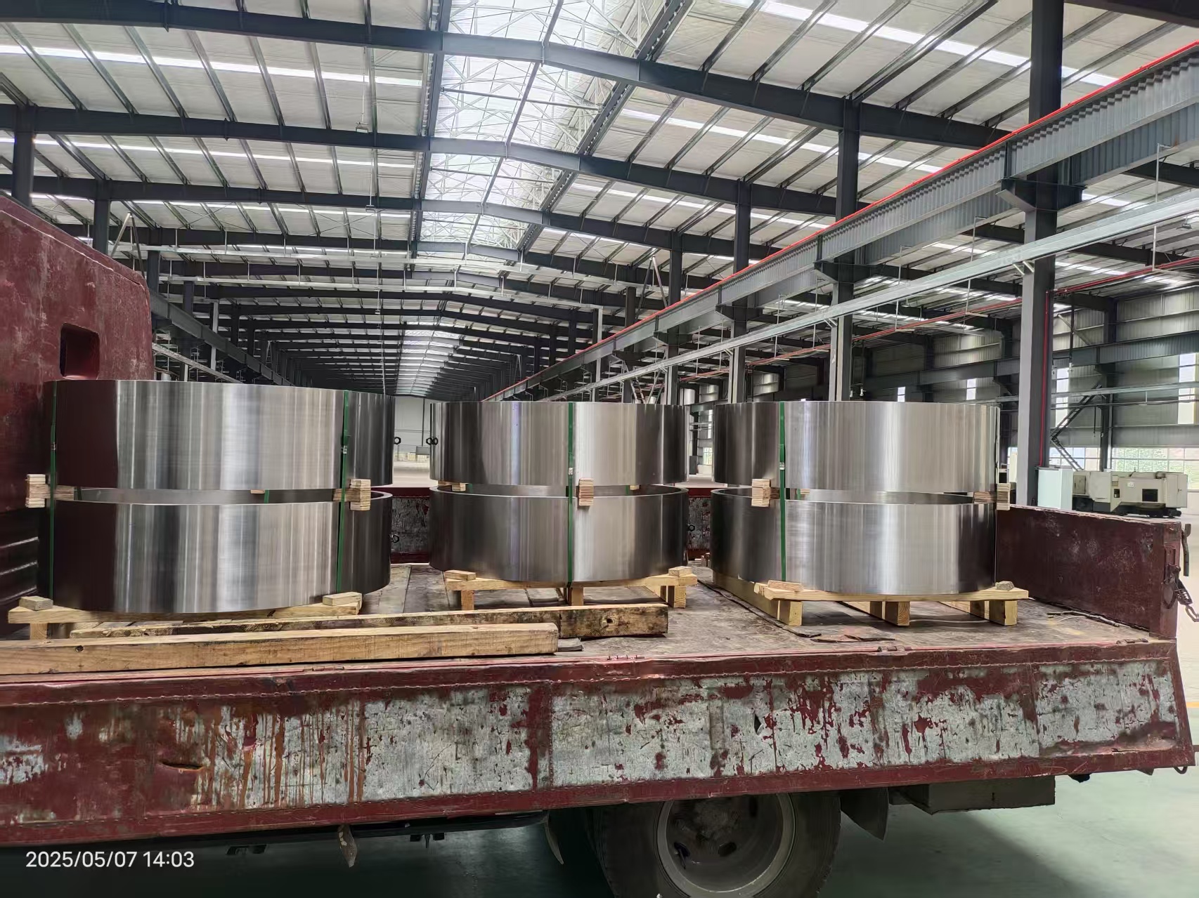 کس طرح کے مکینیکل سازوسامان کو معاف کرنے کے لئے کھوکھلی ایکسل فرنٹ ایکسل فرج کے لئے موزوں ہیں؟