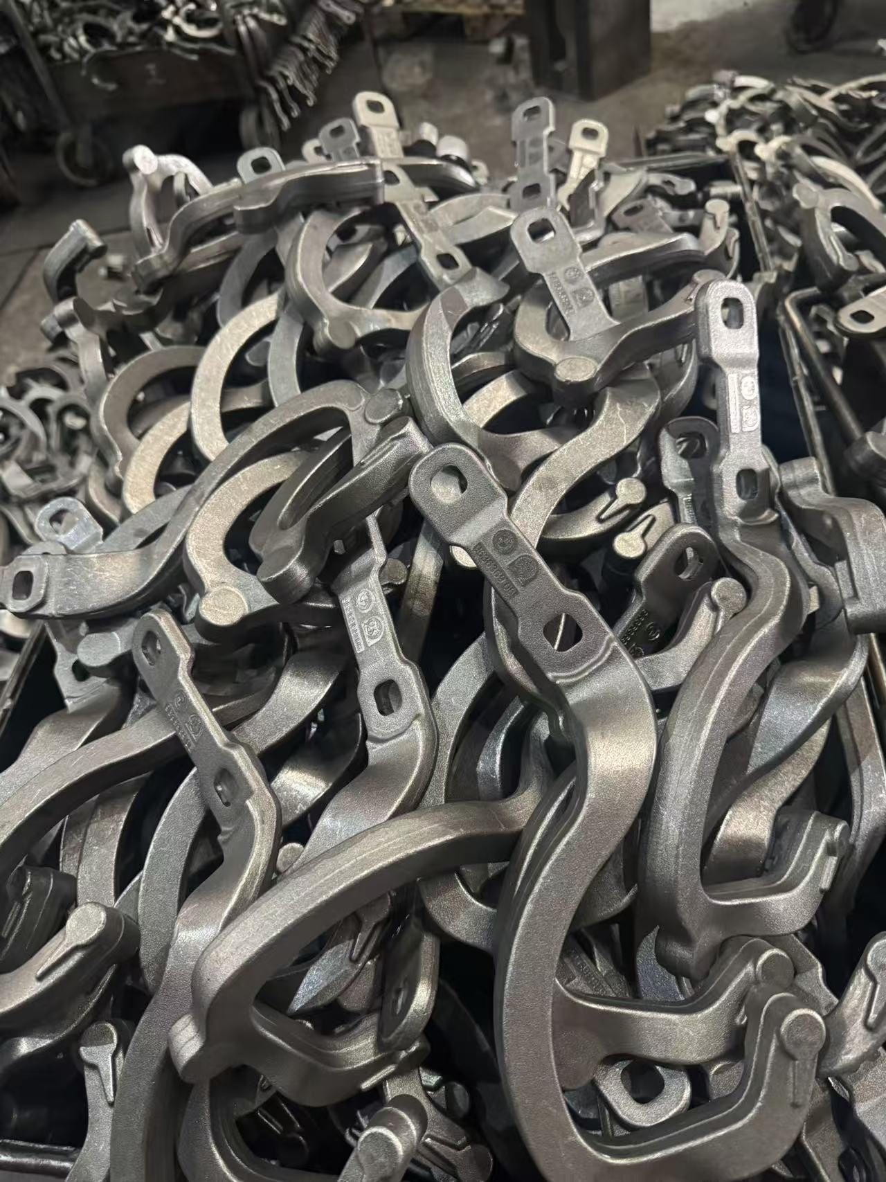 کرین سفر کرین وہیل forgings | 35CrMo اور 40Cr الائے اسٹیل کے لیے فورجنگ کے عمل کا تجزیہ